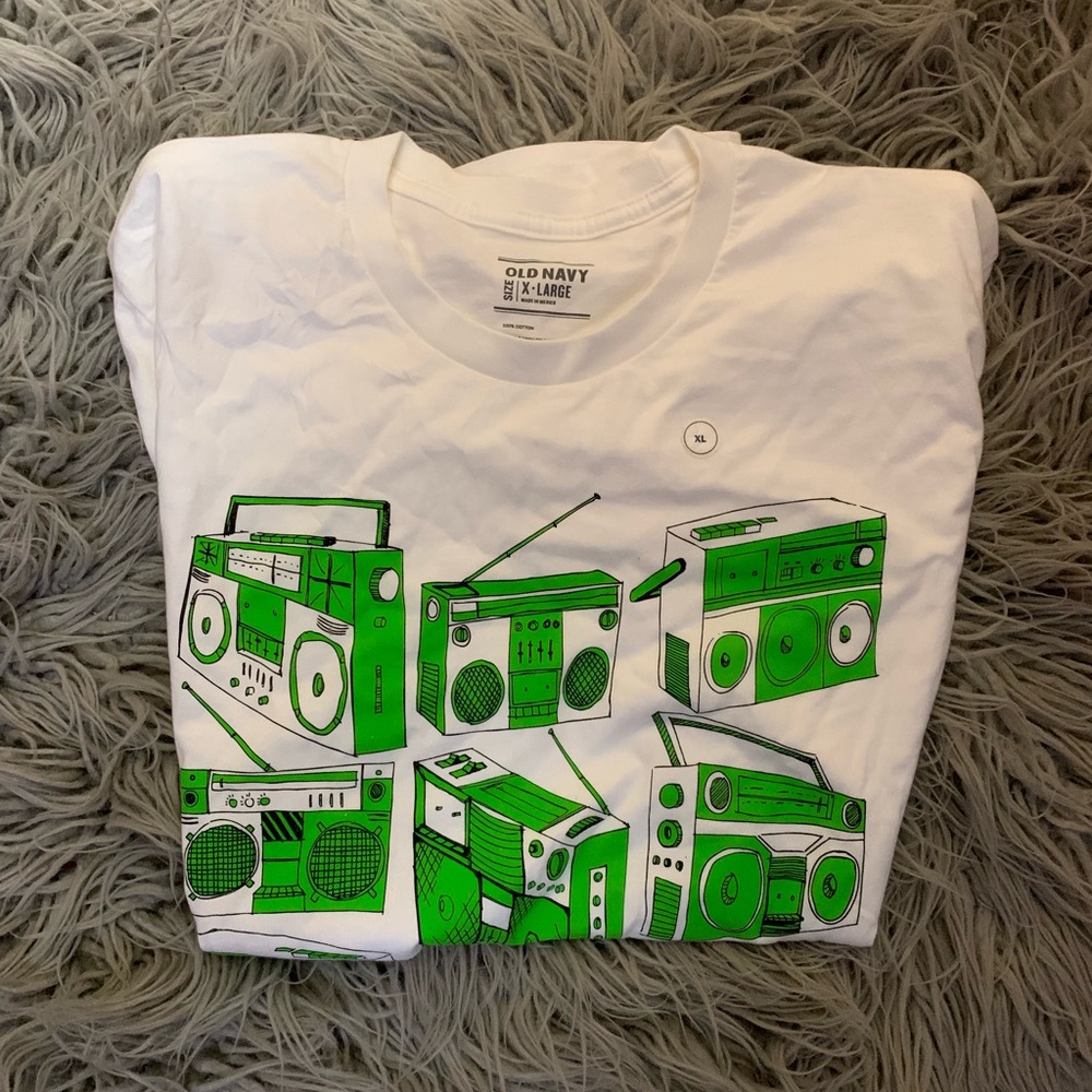Old Navy T-Shirt